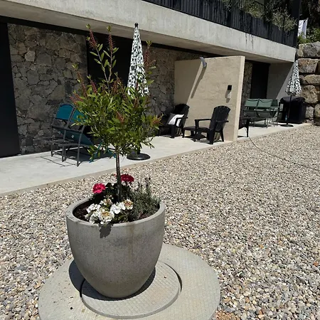 Gites Les Rochers De Plaisians Exterior photo