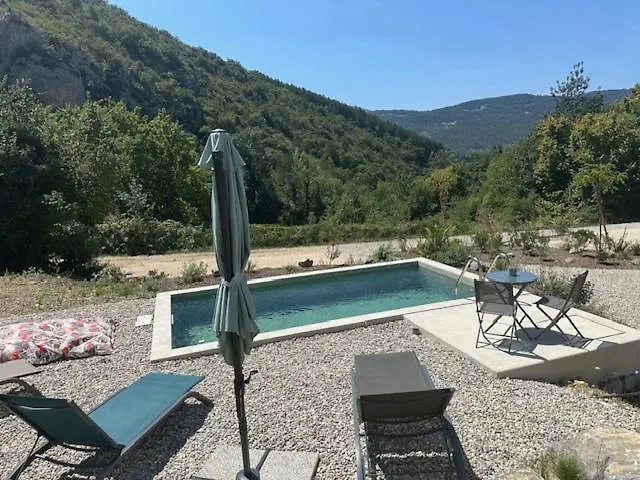 Gites Les Rochers De Plaisians