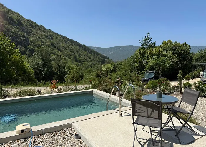 Gites Les Rochers De Plaisians